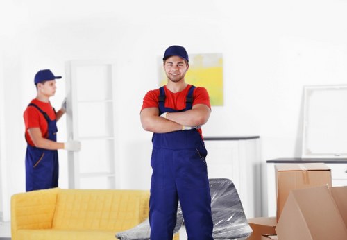 Moving truck service for homes in Hither Green