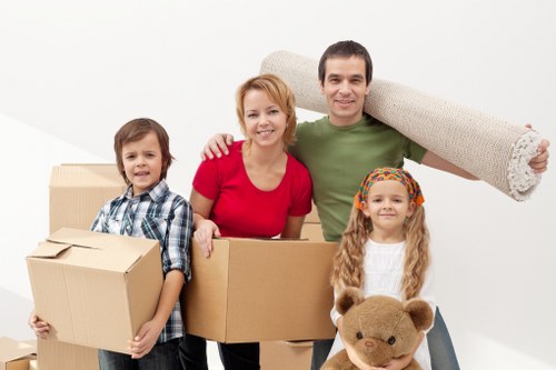 Load-based van pricing example for a flat move in Hithergreen