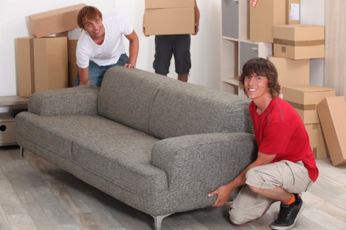 Moving day support for a flat or house in Hither Green